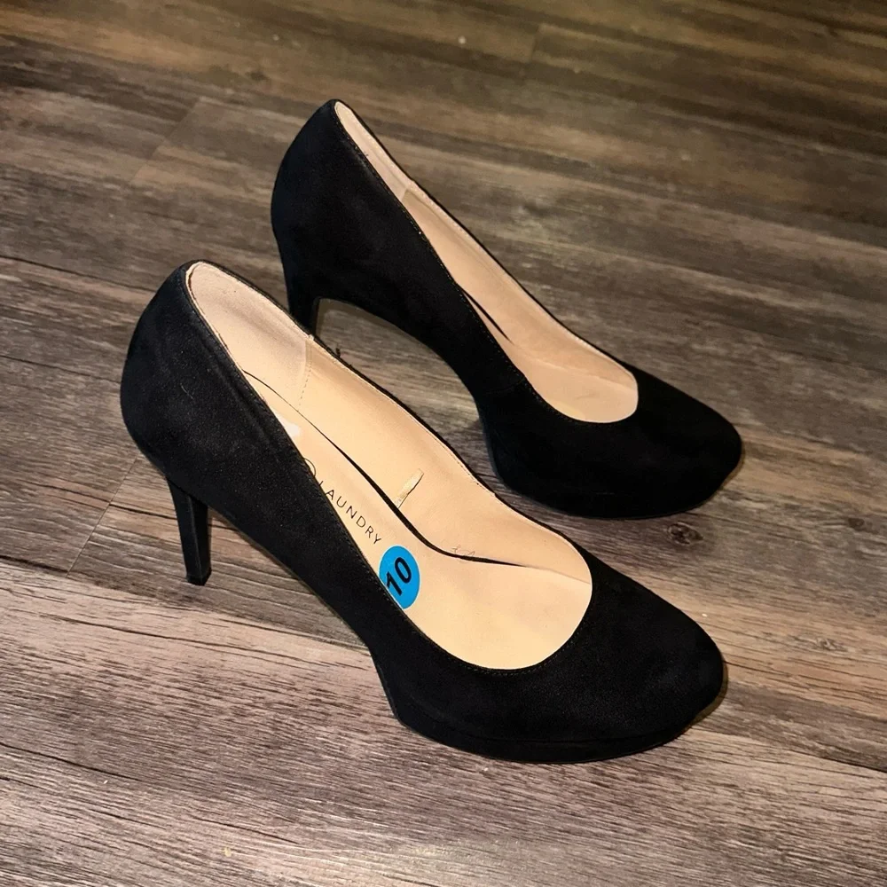 Chinese Laundry Black Suede Platform Pumps size 10
